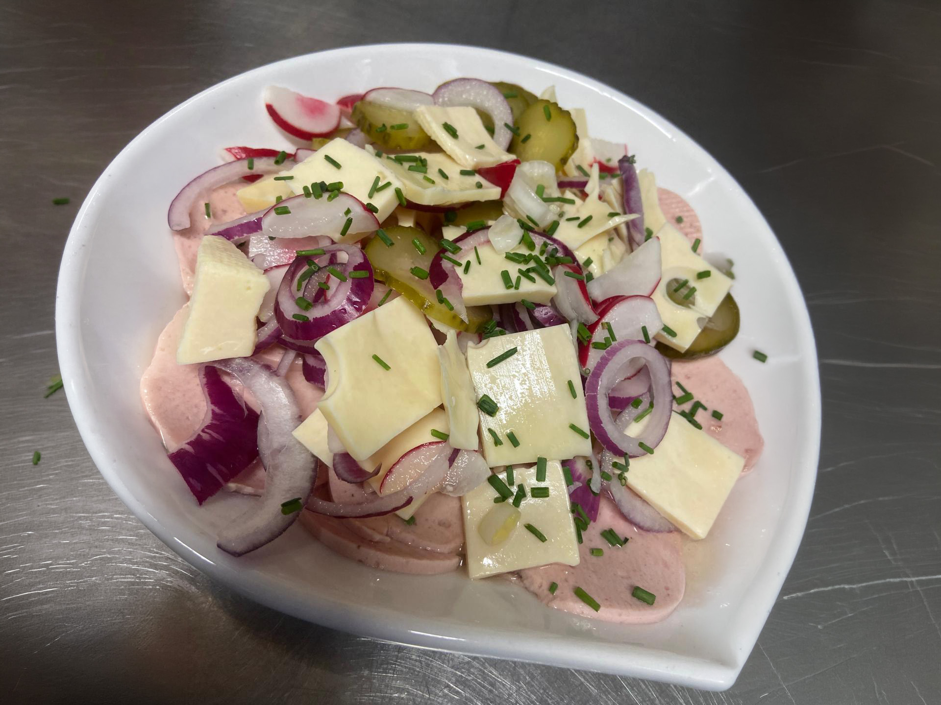 Cafe Nostalgie - Schweizer Wurstalat